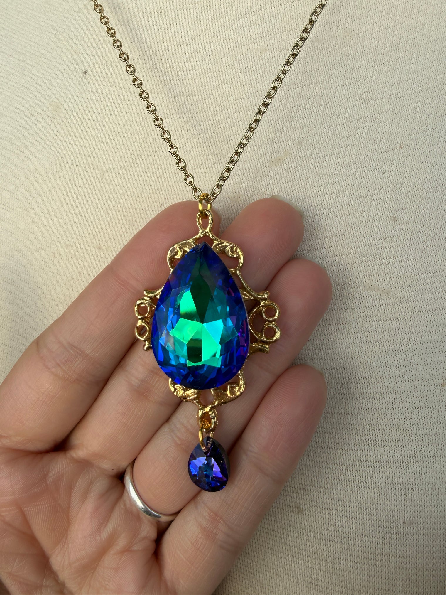 Mermaids tears necklace