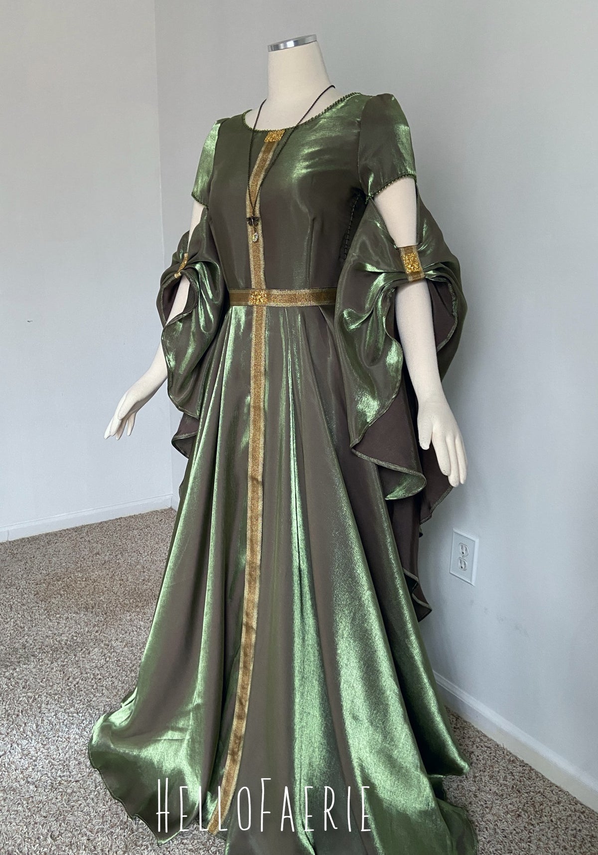 Green Sleeves Elven gown